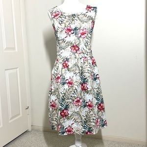 Anthropologie Mo Vint tropical hibiscus dress
